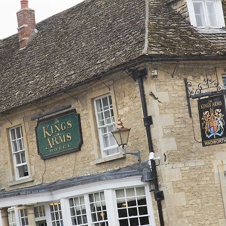 The Kings Arms Hotel Melksham Esterno foto